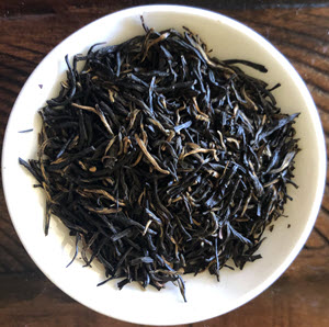 Gold Silk Black Dry Leaves