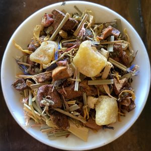 honeydew & mint leaves
